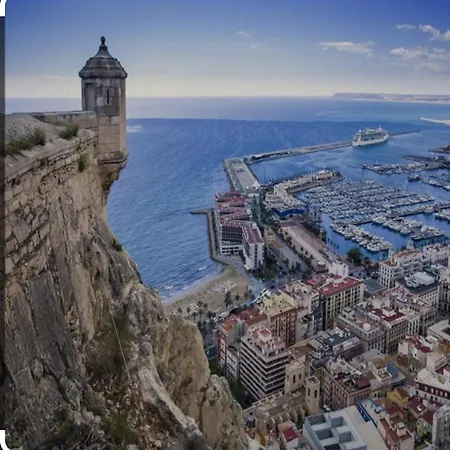 Lovely Las Cigarreras Apartment Alicante